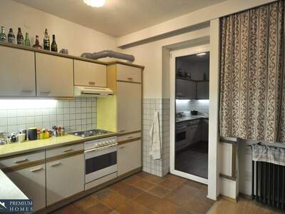 Altbauwohnung mit Balkon kaufen in 6020 Innsbruck (Bild 2)