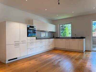 Wohnung mit Balkon kaufen (Bild 3)