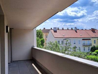 Wohnung mit Balkon kaufen in 3500 Krems (Bild 2)