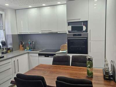 Etagenwohnung provisionsfrei kaufen in 8020 Graz