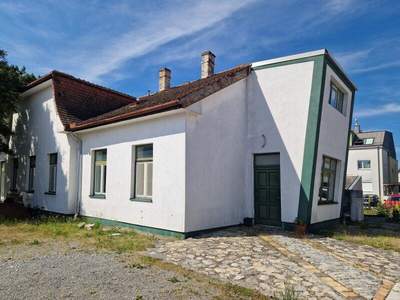 Mehrfamilienhaus kaufen in 2460 Bruck an der Leitha (Bild 1)