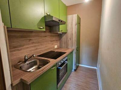 Altbauwohnung mit Balkon kaufen in 9500 Villach (Bild 3)