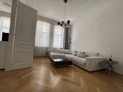 Altbauwohnung kaufen in 1040 Wien (Bild 3)
