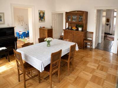 Altbauwohnung mit Balkon kaufen in 8010 Graz (Bild 1)