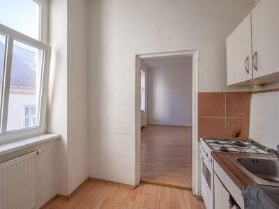 Altbauwohnung kaufen in 1200 Wien (Bild 5)