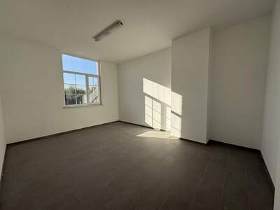 Gewerbeobjekt mieten in 2601 Sollenau