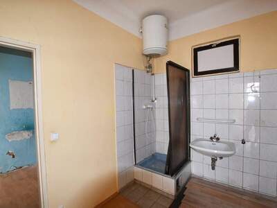 Altbauwohnung kaufen in 1160 Wien (Bild 4)