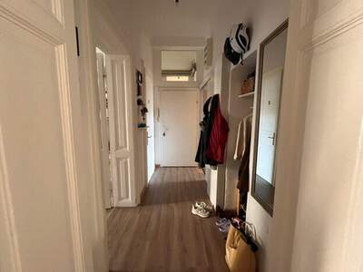 Altbauwohnung mit Balkon mieten in 8010 Graz (Bild 2)
