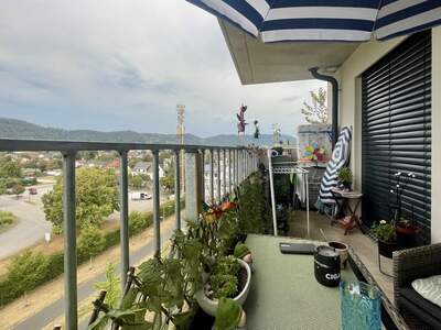 Altbauwohnung mit Balkon kaufen in 8053 Graz (Bild 2)