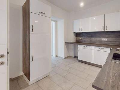 Altbauwohnung mieten in 8720 Knittelfeld (Bild 2)