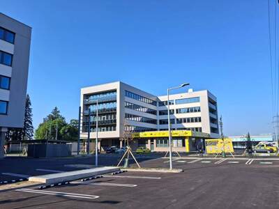 Gewerbeobjekt mieten in 8074 Raaba
