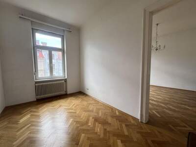 Altbauwohnung mit Balkon mieten in 8010 Graz (Bild 5)