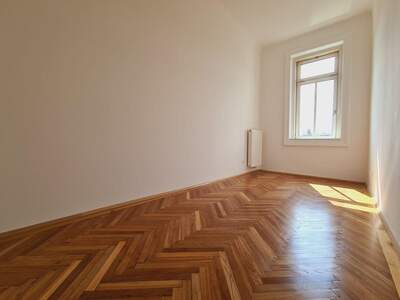 Altbauwohnung mit Balkon kaufen in 1130 Wien (Bild 5)