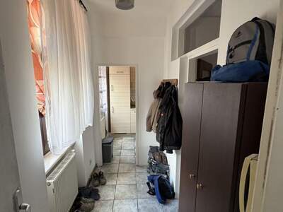 Altbauwohnung kaufen in 1160 Wien (Bild 2)