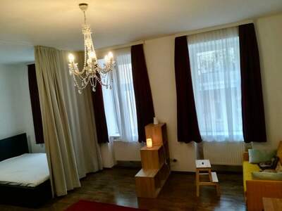 Altbauwohnung mieten in 1150 Wien (Bild 2)