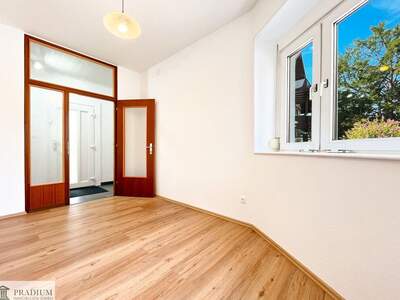 Altbauwohnung kaufen in 2540 Bad Vöslau (Bild 1)