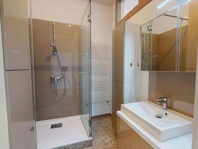 Altbauwohnung kaufen in 1050 Wien (Bild 4)