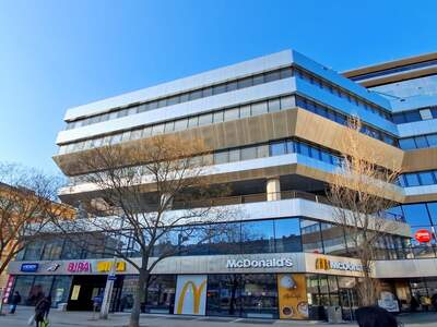 Office / Business provisionsfrei mieten in 9020 Kärnten