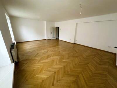 Wohnung kaufen in 2700 Wr. Neustadt (Bild 2)