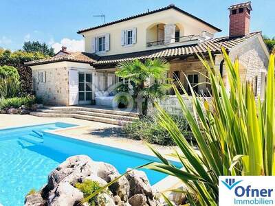 Haus kaufen in 52440 Porec (Bild 1)