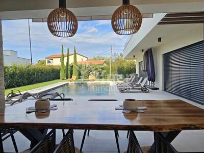 Haus kaufen in 52440 Porec (Bild 5)