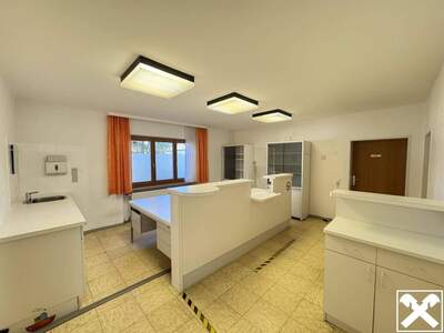 Gewerbeobjekt mieten in 6235 Reith