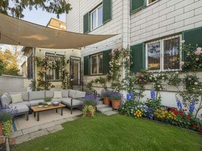 Altbauwohnung kaufen in 1130 Wien