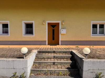 Mehrfamilienhaus kaufen in 9602 Hohenthurn (Bild 2)