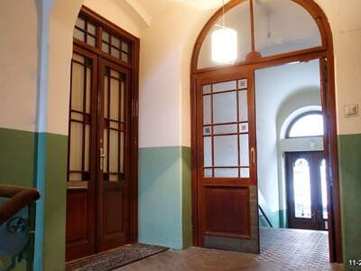 Altbauwohnung mit Balkon mieten in 9020 Klagenfurt (Bild 2)