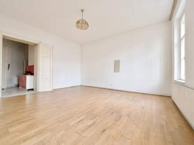 Altbauwohnung kaufen in 1150 Wien (Bild 2)