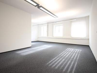 Gewerbeobjekt mieten in 4910 Ried