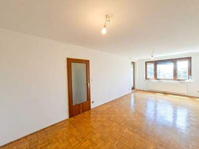 Wohnung mit Balkon kaufen in 1140 Wien (Bild 2)