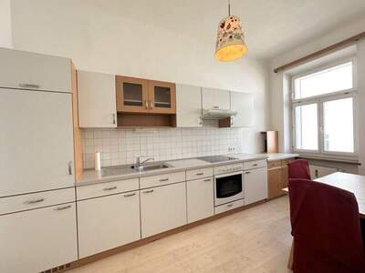 Altbauwohnung kaufen in 8010 Graz (Bild 1)