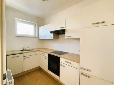Altbauwohnung mit Balkon mieten in 9500 Villach (Bild 5)