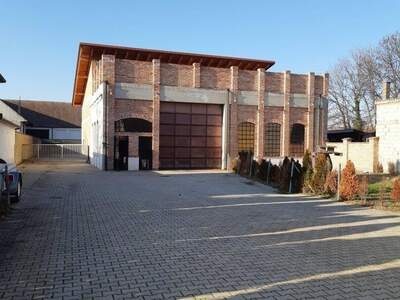 Grundstück kaufen in 7122 Gols