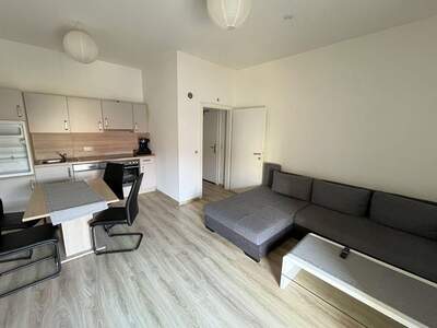 Wohnung mit Balkon mieten in 8720 Knittelfeld (Bild 2)