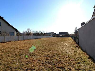 Grundstück kaufen in 2231 Strasshof