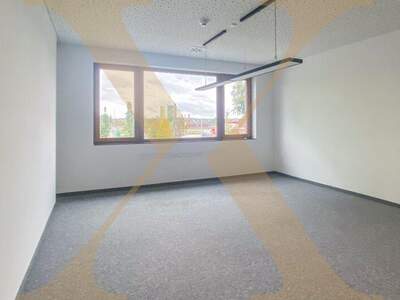 Bürozentrum mieten in 4653 Eberstalzell