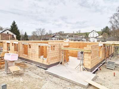 Wohnung mit Balkon kaufen in 4742 Pram (Bild 2)