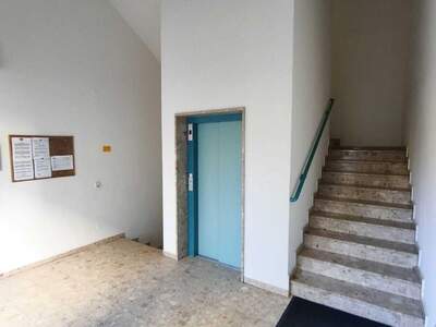 Altbauwohnung mit Balkon kaufen in 9500 Villach (Bild 3)
