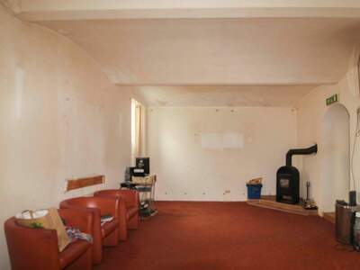 Gewerbeobjekt kaufen in 1140 Wien (Bild 1)