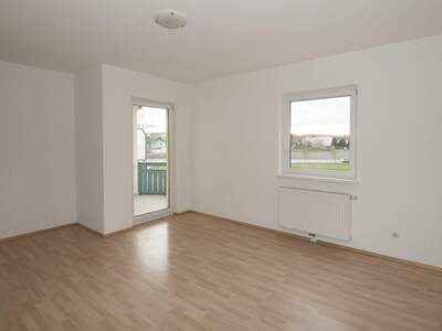 Wohnung mit Balkon mieten in 4910 Ried (Bild 2)