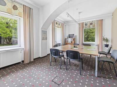 Bürogebäude kaufen in 2700 Wr. Neustadt (Bild 5)