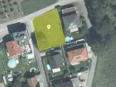 Grundstück kaufen in 6841 Mäder