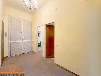 Altbauwohnung mit Balkon kaufen in 1100 Wien 10. (Bild 1)