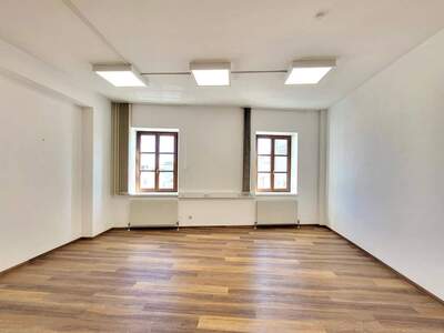 Gewerbeobjekt mieten in 4470 Enns