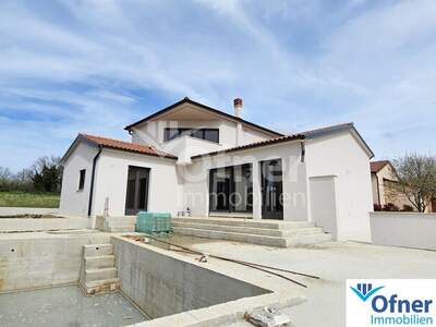 Haus kaufen in 52440 Porec (Bild 1)