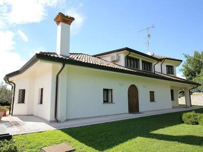Haus kaufen in 33034 Fagagna (Bild 2)
