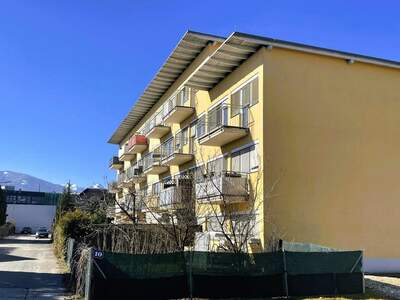 Altbauwohnung mit Balkon mieten in 9500 Villach (Bild 1)