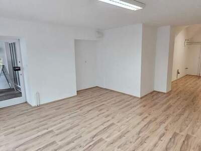 Gewerbeobjekt mieten in 4470 Enns